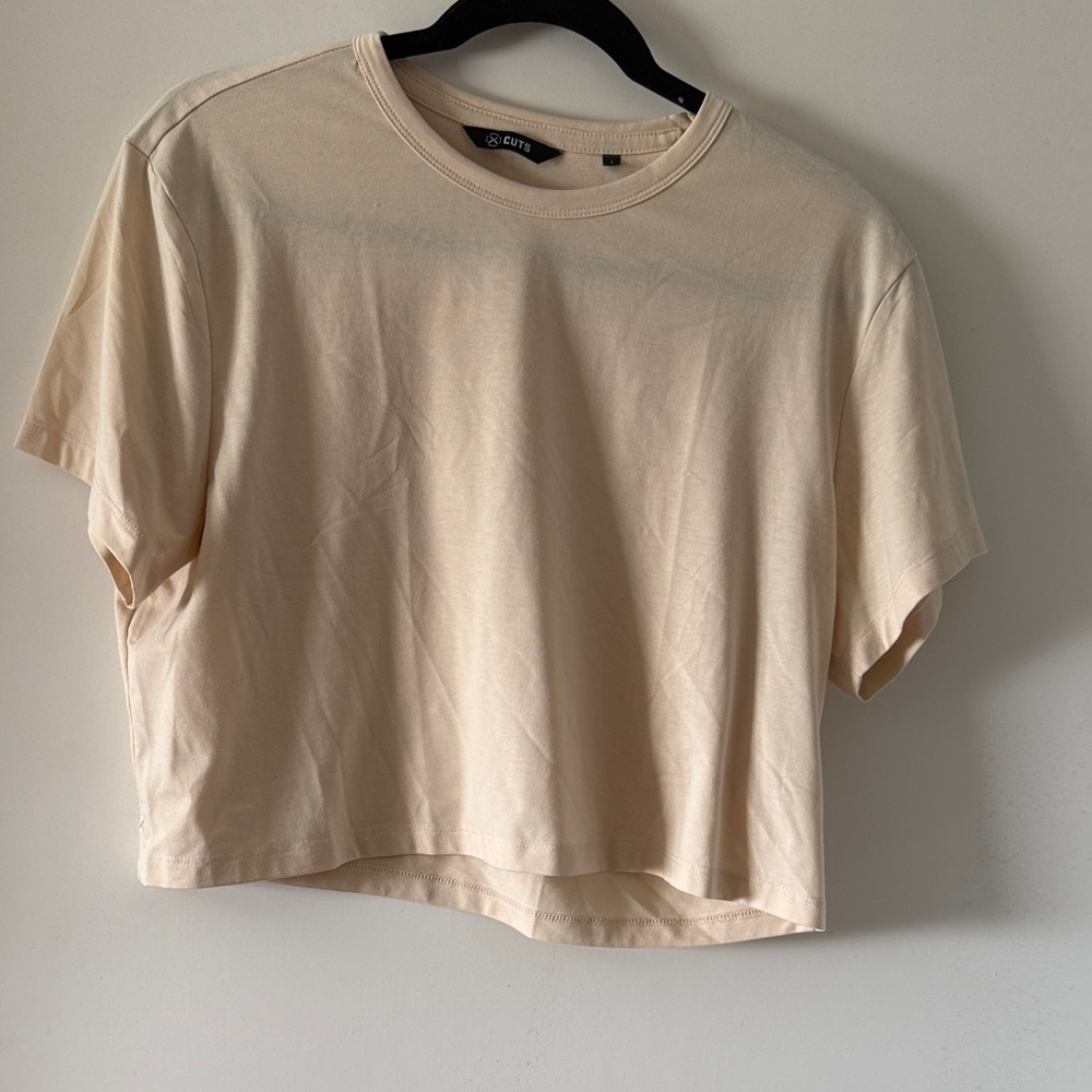 Cuts- Almost Friday Tee Cropped- Dune- Large